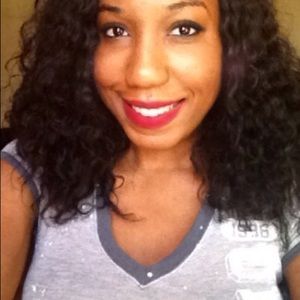 Meet your Posher, Beverly